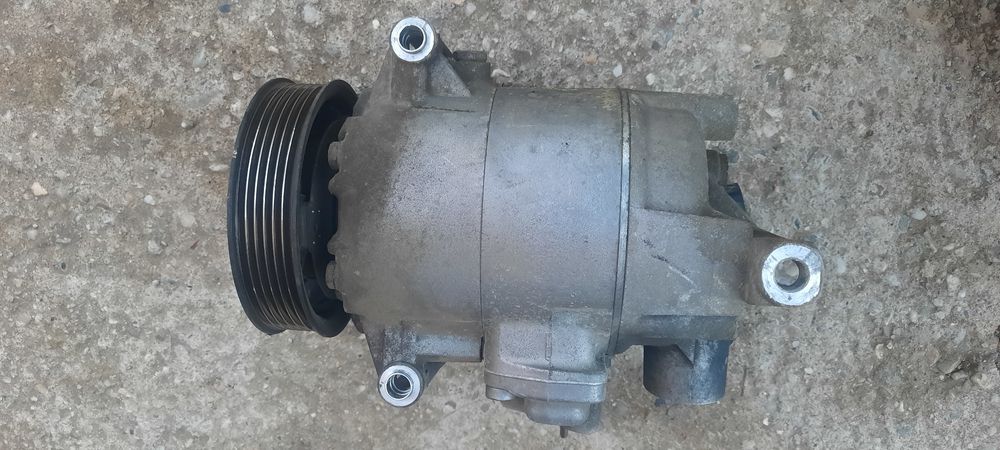 Compresor Climă Passat B7 2013 1.6TDI