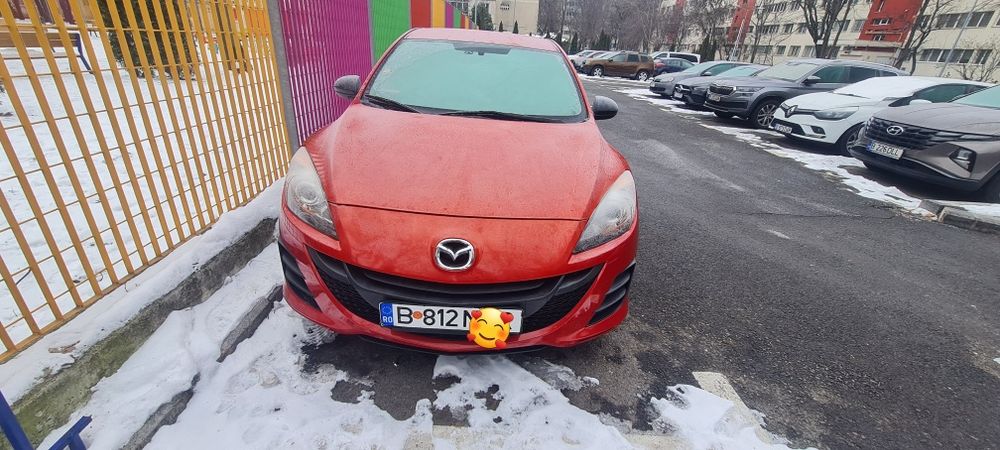 Mazda 3 berlina,1.6 benzina  93423 km