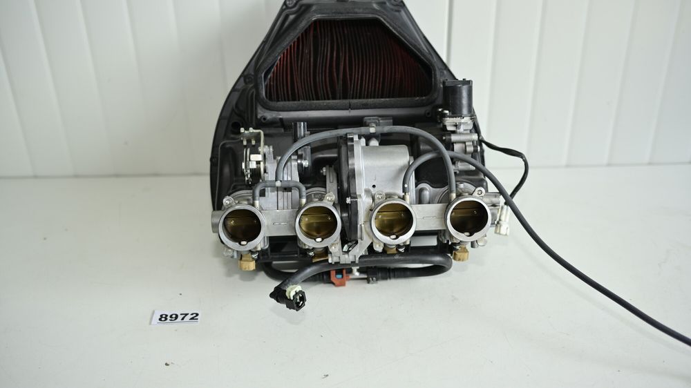 Yamaha YZF R1M 2015 2019 Rampa de injectie cu carcasa filtru de aer