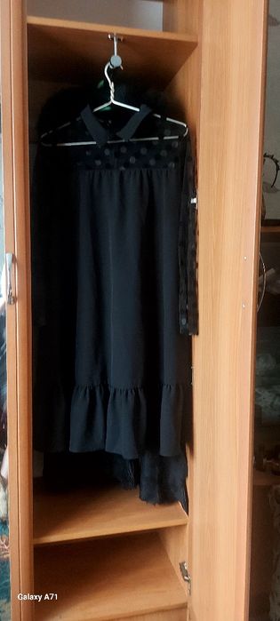 Продам шкаф с зеркалом