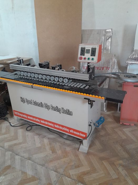 Продам Автоматический Кромкооблицовочный станок