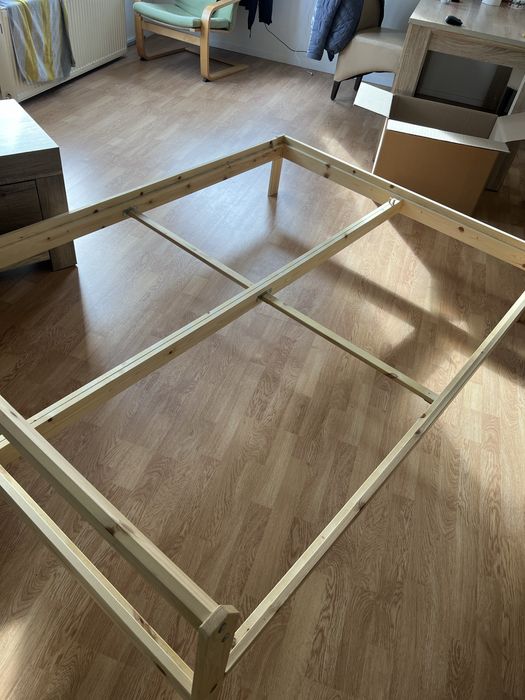 Pat Ikea NEIDEN cu saltea si somiera 140 x 200