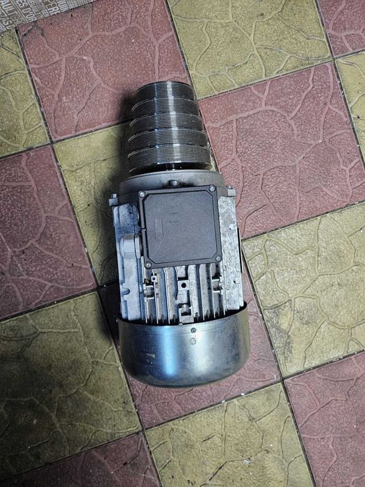 Motor trifazic 7,35 KW