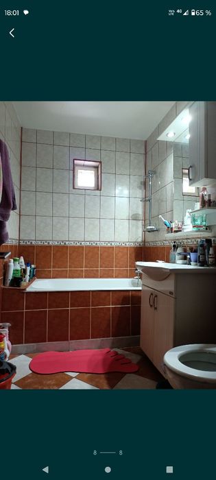 Vând apartament 3 camere decomandat