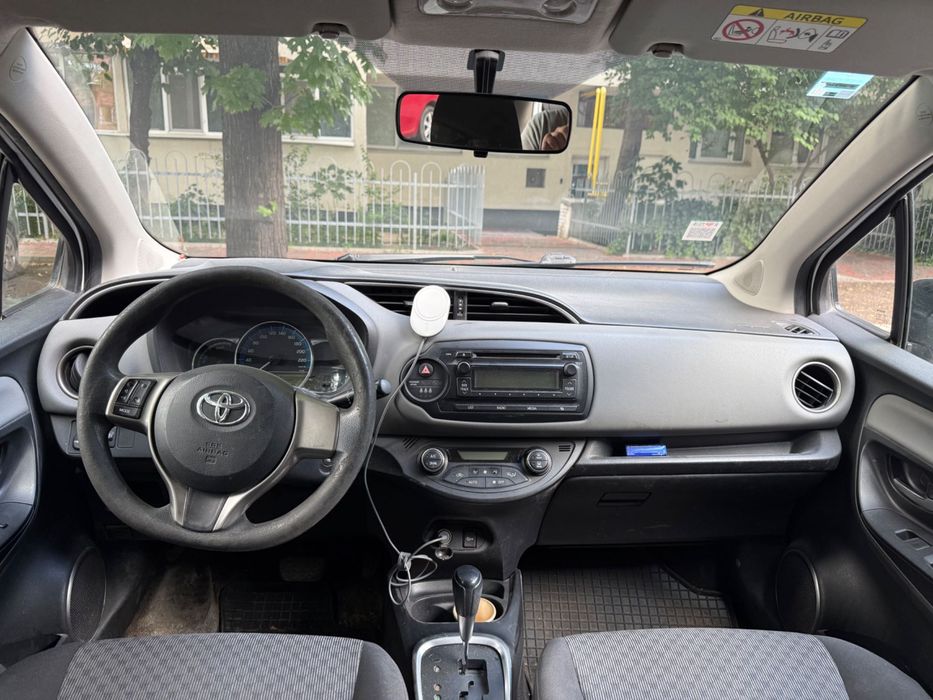 TOYOTA Yaris 2015 — imagine 5