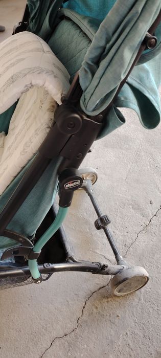 Продам коляску чемодан chicco