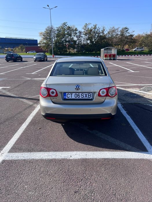 VOLKSWAGEN Jetta 2006 — imagine 3