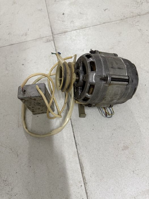 Электродвигатель от стиральной машины ссср