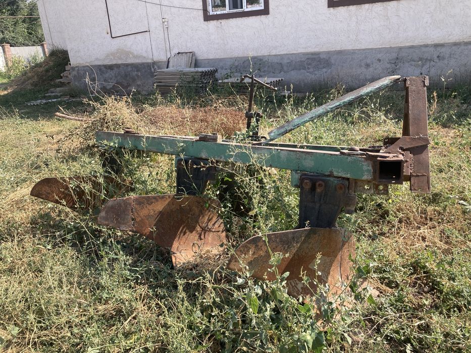 Продам трактор