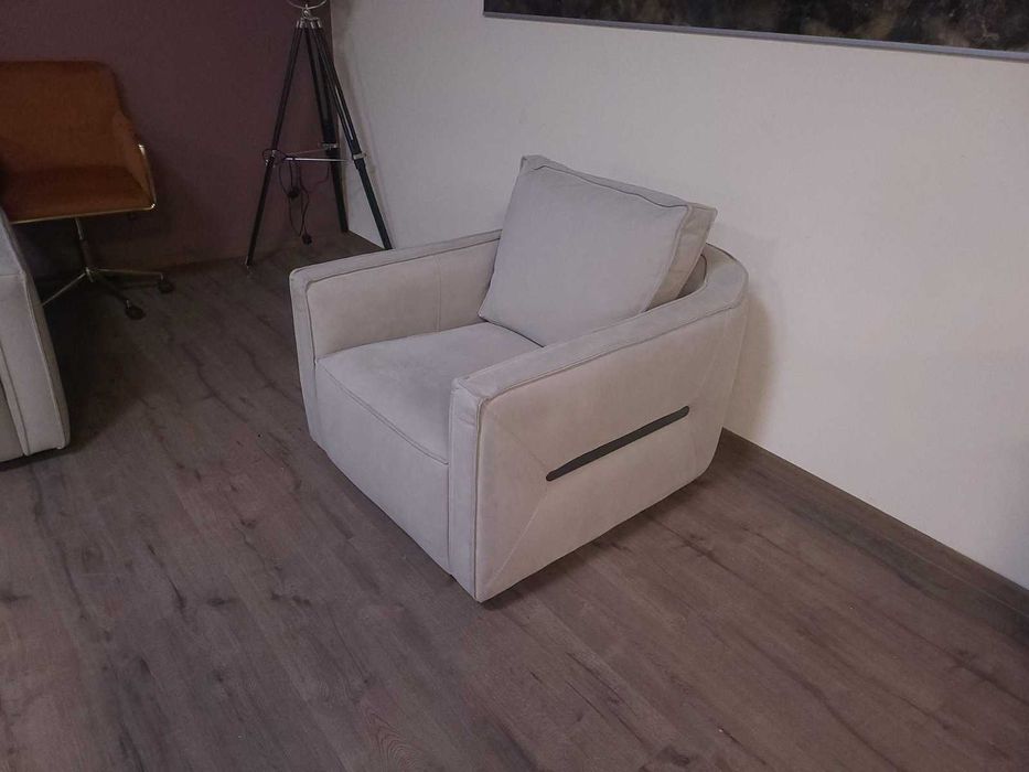 Светло сиви столове от плат 2 броя с фунция - въртене