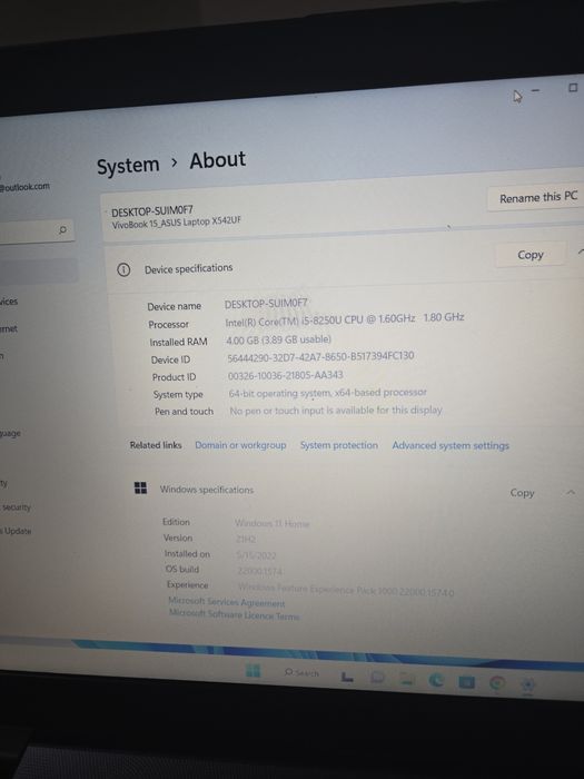 ASUS VivoBook 15