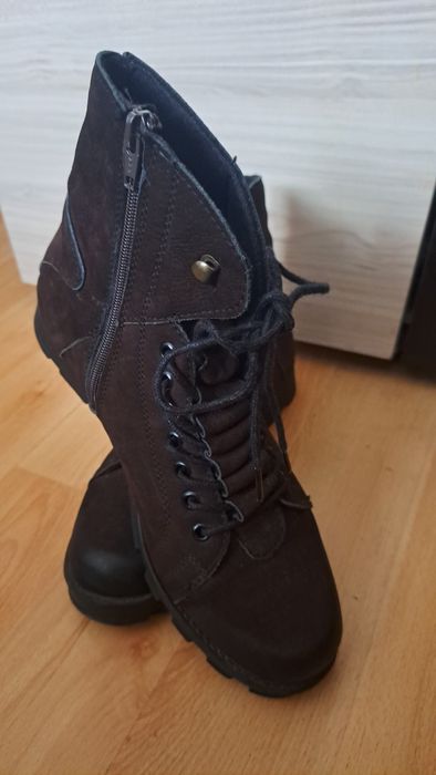 Дамски боти  набук