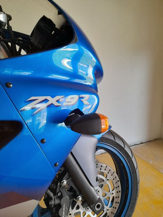 Vând Kawasaki ninja zx9r ,an1998
