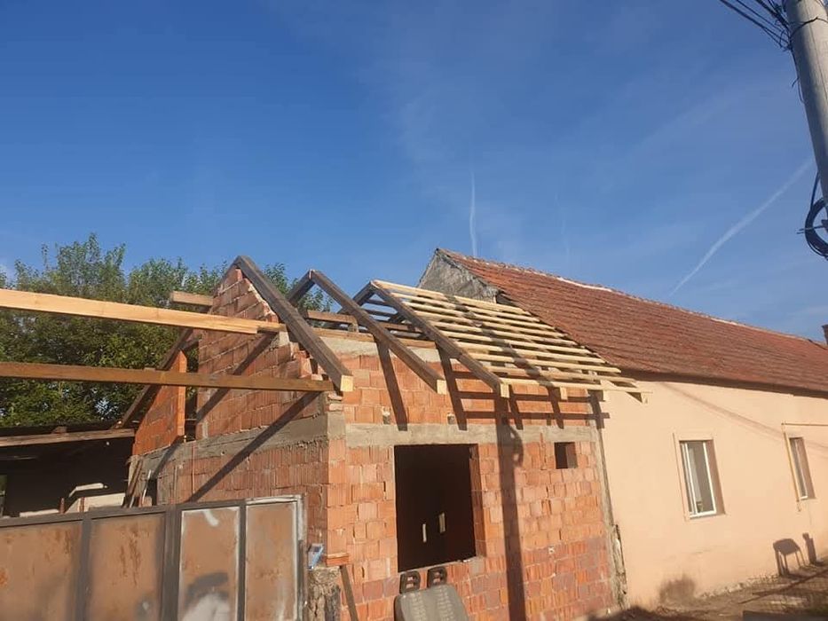 Executăm  Acoperișuri și Mansardari sistem complet