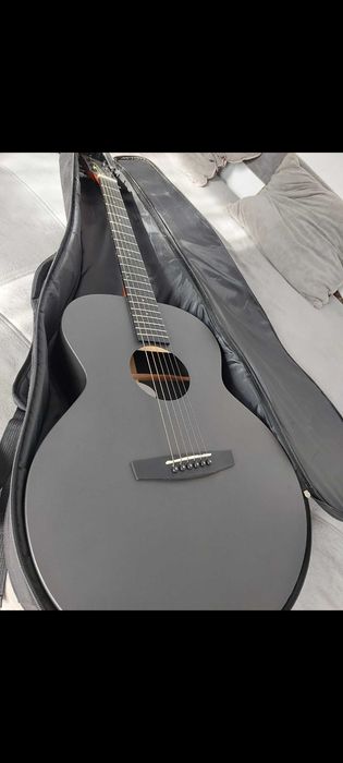 Срочно продам гитару