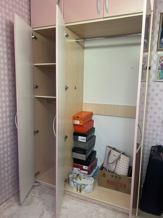 продам шкаф и кровать.