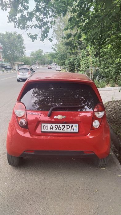 Продается машина Спарк