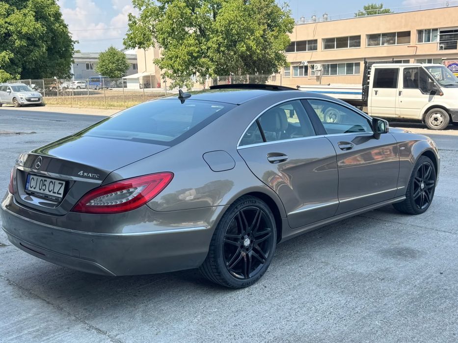 MERCEDES-BENZ CLS 2011 — imagine 2