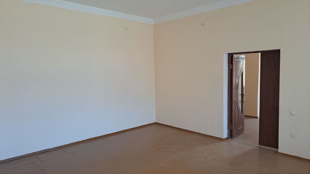 Срочний котеж сотилади