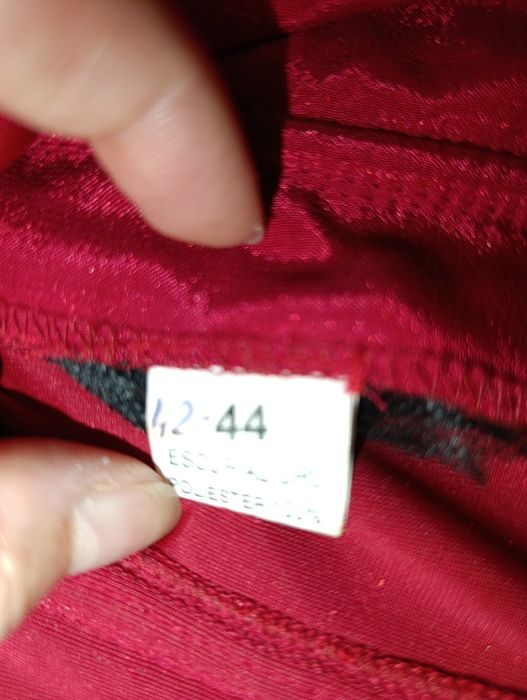 Rochie cu corset roșu