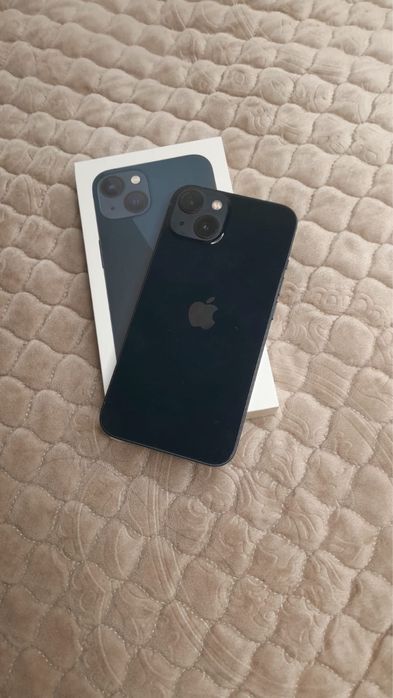 Продам срочно срочно айфон 13