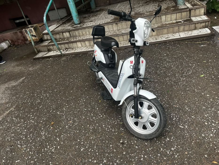 Продам электро скутер