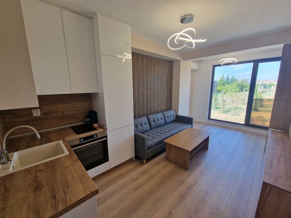 Тристаен обзаведен апартамент с Акт 16 за продажба в кв. Баларбаши, гр. Благоевград