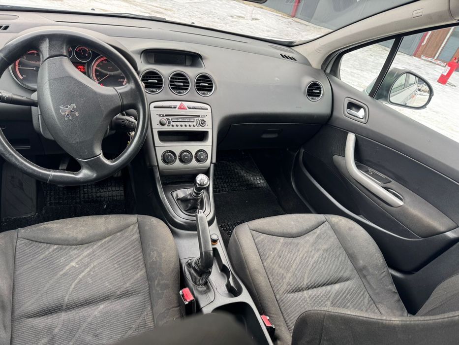 Peugeot 308 din 2009 1.6diesel - ambreiaj NOU(factura)