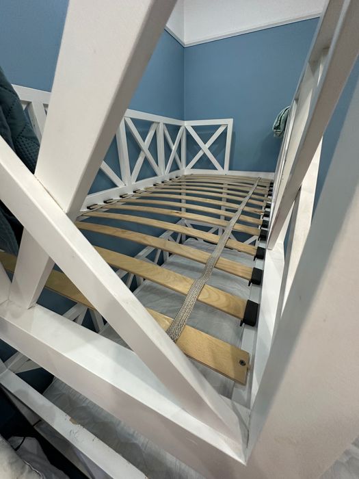 Продам детскую двухъярусную кровать