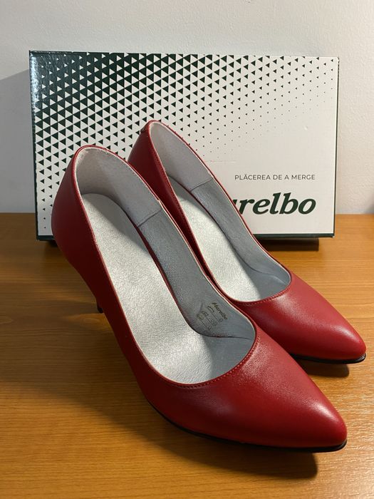 Pantofi de piele cu toc