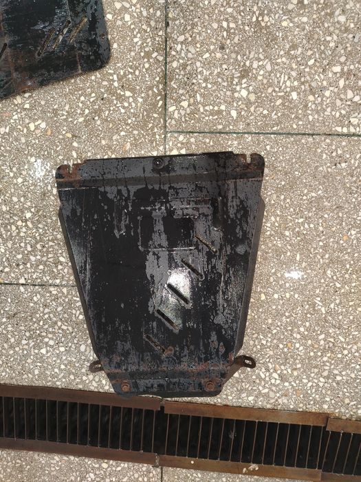 Продам защитки от сузуки