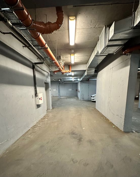 Дава се под наем Гараж / Паркомясто в София, Бъкстон - 15 кв.м за 149.43 € - Снимка #3