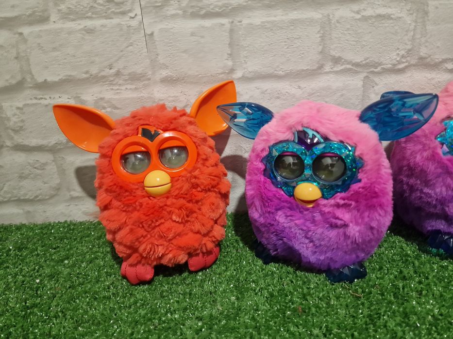 Furby Фърби играчки