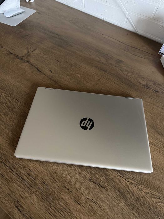 Продавам лаптоп HP Pavilion x360 14"