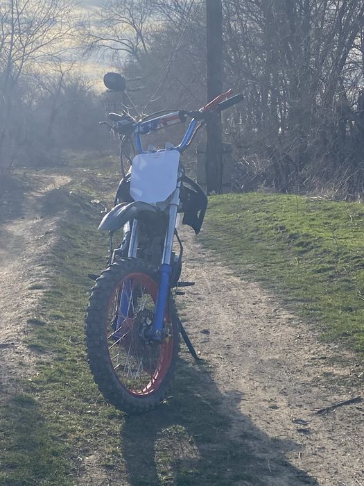 Продам пидбайк 125 кубов