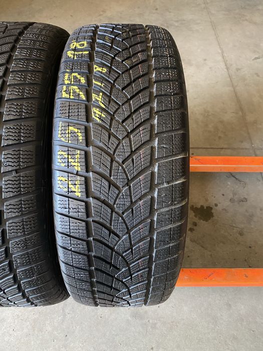 Anvelope iarna 225/55/18 Goodyear Ultra Grip Performance 225 55 18 R18