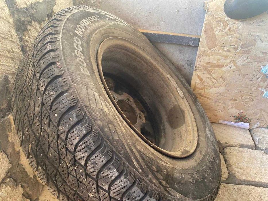 продам резины шины с дисками на крузак
