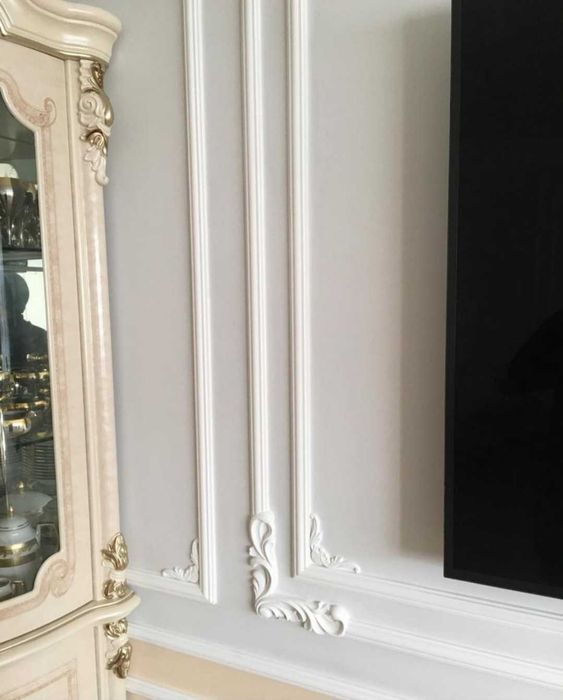 Колоны, галтели, узоры из гипса