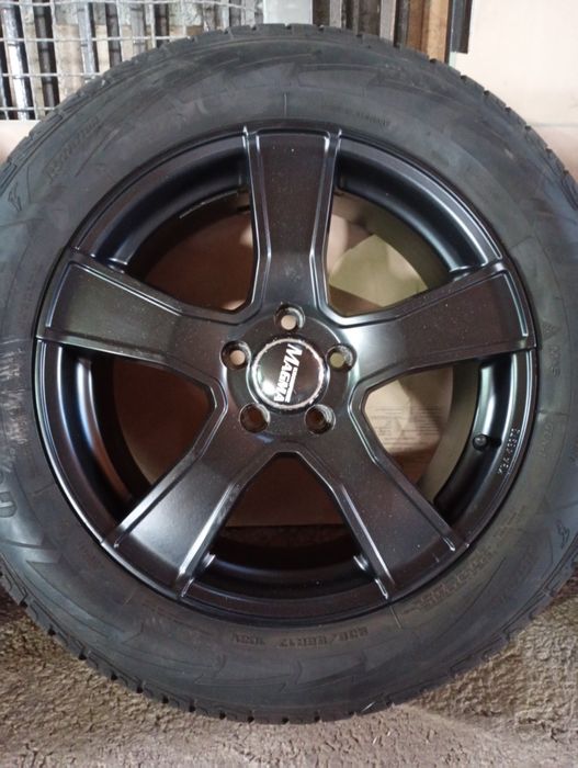 ФОРД КУГА джанти със зимни гуми 225/60/17 7,5J ET45 5x108 цо 65-76