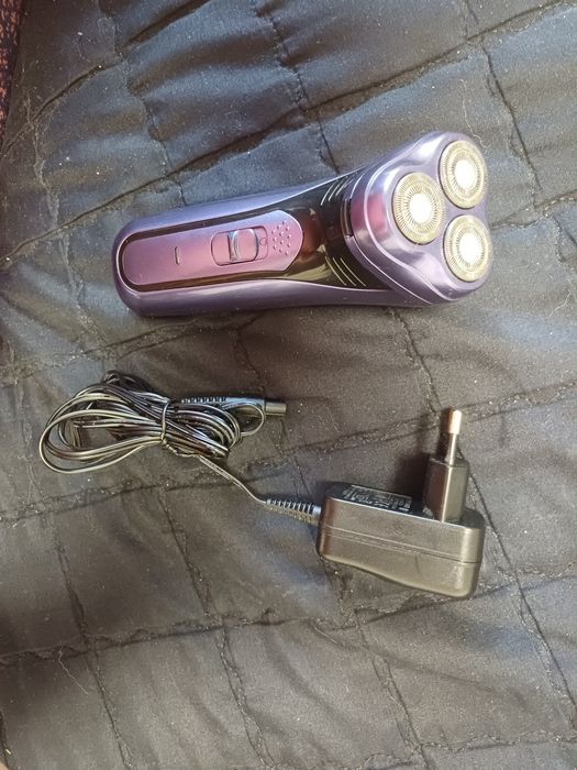 Aparat de ras barbati