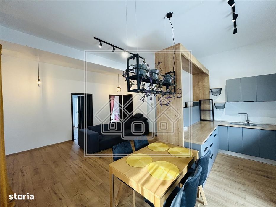 Penthouse cu 4 camere, terasa mare acoperita, zona D. Stanca