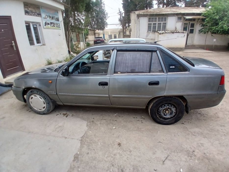 Nexia 2 2015 holati yaxshi