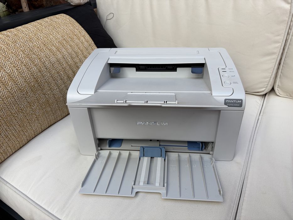 Imprimanta wifi Pantuim laser P 2500