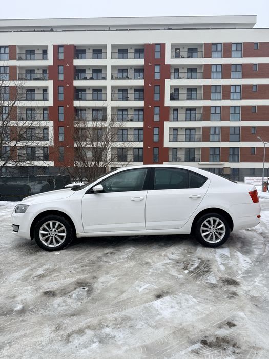 Vand Skoda Octavia 2016 2.0 automat 150 cp Euro 6 fara AD blue