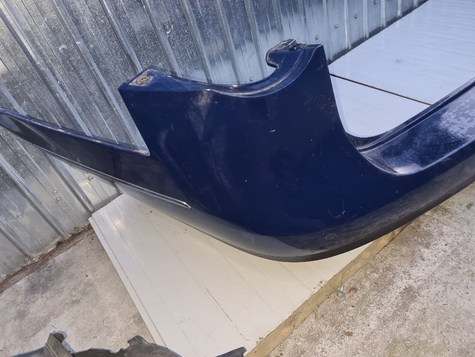 Bara spate vw passat b6 combi cu senzori de parcare