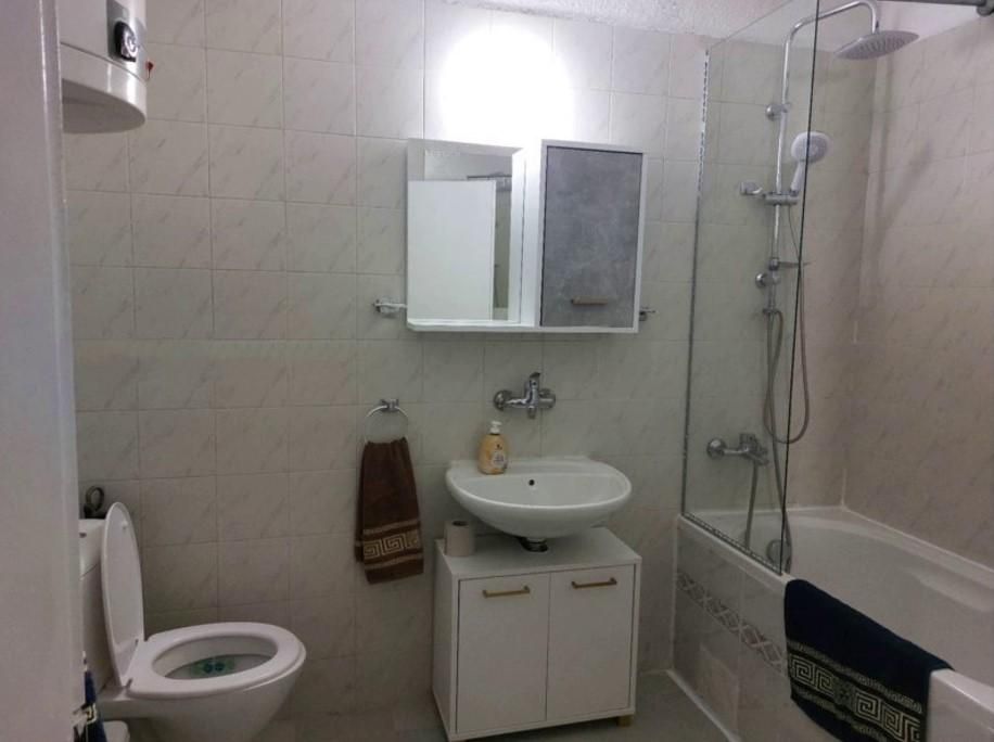 Продава се Двустаен апартамент в София, Център - 70 кв.м за 2929 €/кв.м - Снимка #6