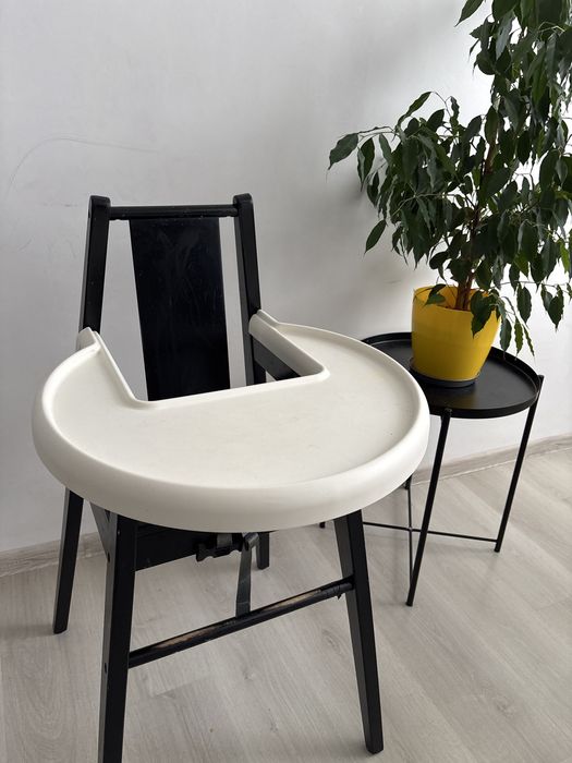 Стол за хранене от масивно дърво и табла IKEA