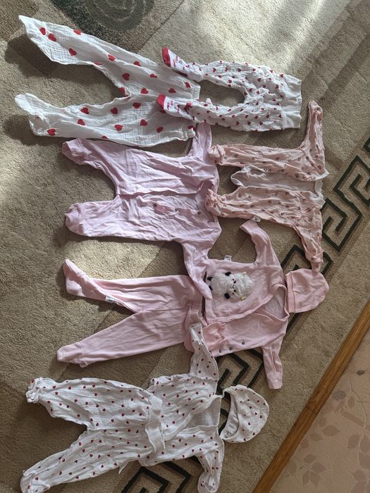 Детская одежда для девочки с рождения до 6месяцев