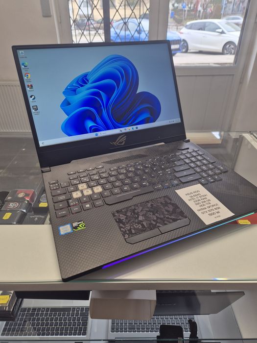 Laptop gaming Asus ROG - i7/32gb ram