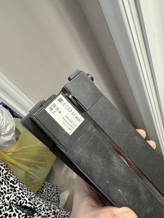 Продам светильники для треков